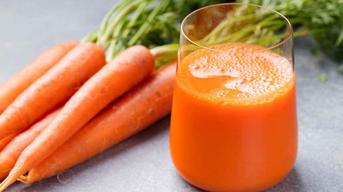 carrot juice in a glass