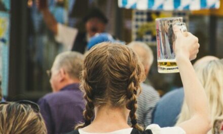 High Security and Metal Detectors at Germany’s Oktoberfest After Knife Attack