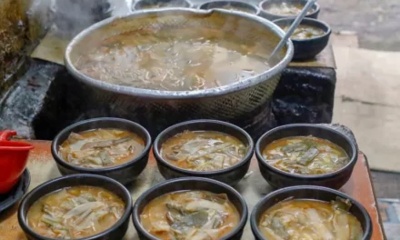 Taste diversity with this fortifying dog-meat soup recipe