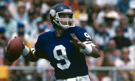 Ex-Vikings quarterback Tommy Kramer, 69, reveals dementia diagnosis