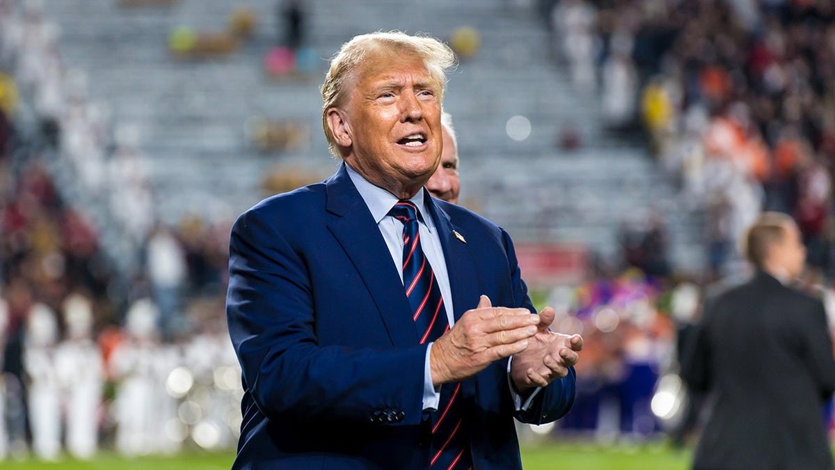 Trump at South Carolina game 