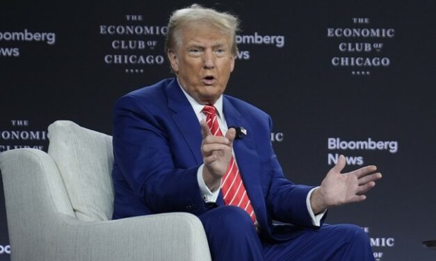 Trump Has Audience Cheering During Economic Club of Chicago Interview, Kamala Response Is Icing on Cake