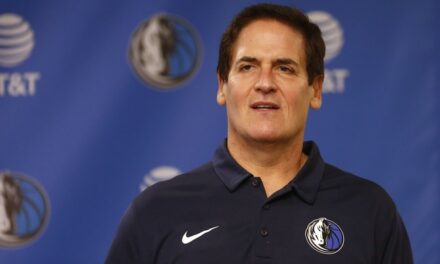 Mark Cuban: Women Who Support Trump Are Weak and Stupid; Now Another Calls Us Deplorable