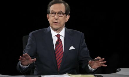 Chris Wallace Explains He’s Employed and Tucker Carlson Really Isn’t