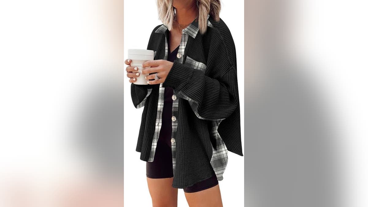 Stay comfortable with an oversized plaid jacket. 