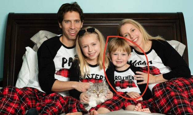 Study Confirms 9 Out Of 10 Serial Killers Were Made To Wear Matching Pajamas For Childhood Family Photos