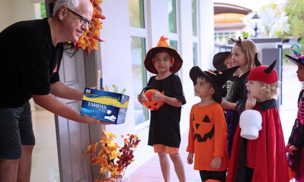 Kids At Tim Walz’s Door Disappointed As He Fills Candy Bags With Tampons