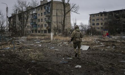 Russia Captures Key Eastern Ukrainian Town