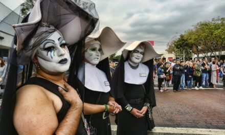 Uncovered Pics Show Kamala Harris Posed With Anti-Christian Hate Group ‘Sisters of Perpetual Indulgence’