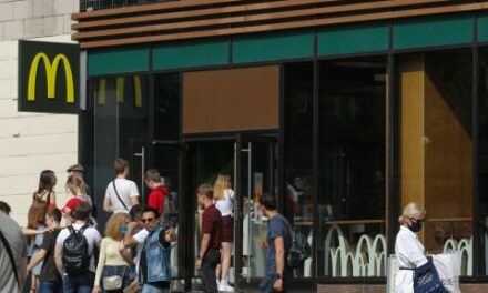 McDonald’s points to onions as source of E coli outbreak