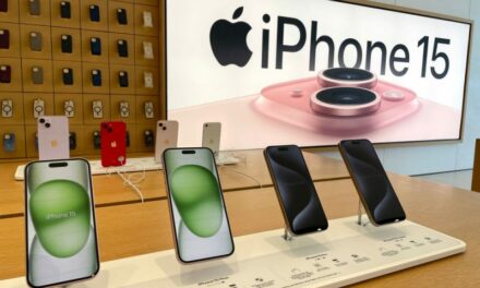 Apple Set for Biggest Revenue Jump in Two Years on IPhone Demand in China