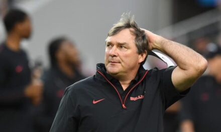 Kirby Smart And Carson Beck Call Out Georgia Fans For Lackluster Atmosphere Against Auburn