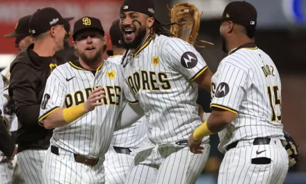 Padres ride 5-run inning to victory, eliminate Braves