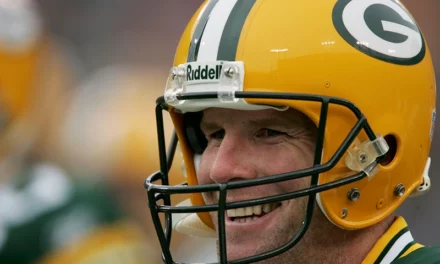 HOF Quarterback Brett Favre Shames Biden Over ‘Garbage’ Comment at Trump Rally: ‘How Dare He Say That’