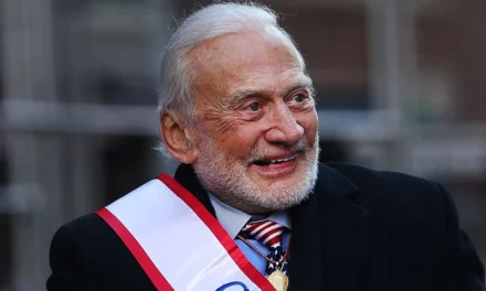 Astronaut Buzz Aldrin Endorses Trump 