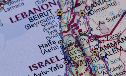 Israeli airstrike hits key border crossing between Lebanon and Syria