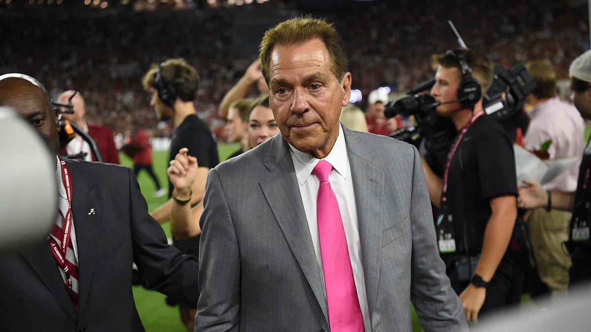 Nick Saban at game 