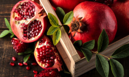 Superfood pomegranate helps fight cardiovascular diseases, diabetes and cancer