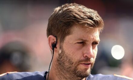 Ex-Chicago Bear Jay Cutler Arrested for DUI and Gun Possession in Tennessee