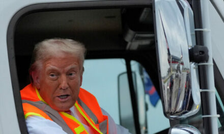 Watch — Donald Trump Rides Garbage Truck to Wisconsin Rally: ‘250 Million People Are Not Garbage’