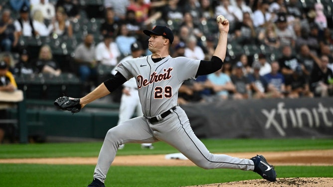 Detroit Tigers LHP Tarik Skubal delivers against the Chicago White Sox at Guaranteed Rate Field. (Matt Marton-USA TODAY Sports)