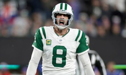 Jets’ Aaron Rodgers calls officiating in loss ‘a little ridiculous’