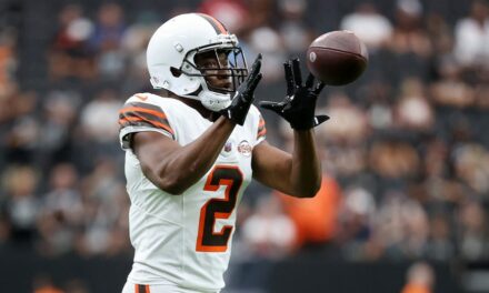 Browns send Amari Cooper to Bills amid disastrous season; Buffalo gets much-needed weapon