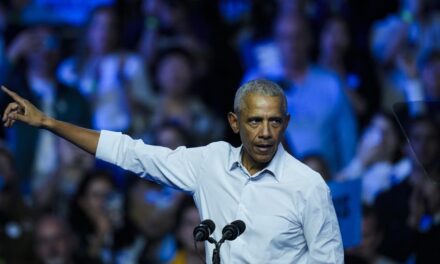 Obama slams pro-Trump men at Philadelphia rally; Springsteen warns GOP nominee is ‘an American tyrant’