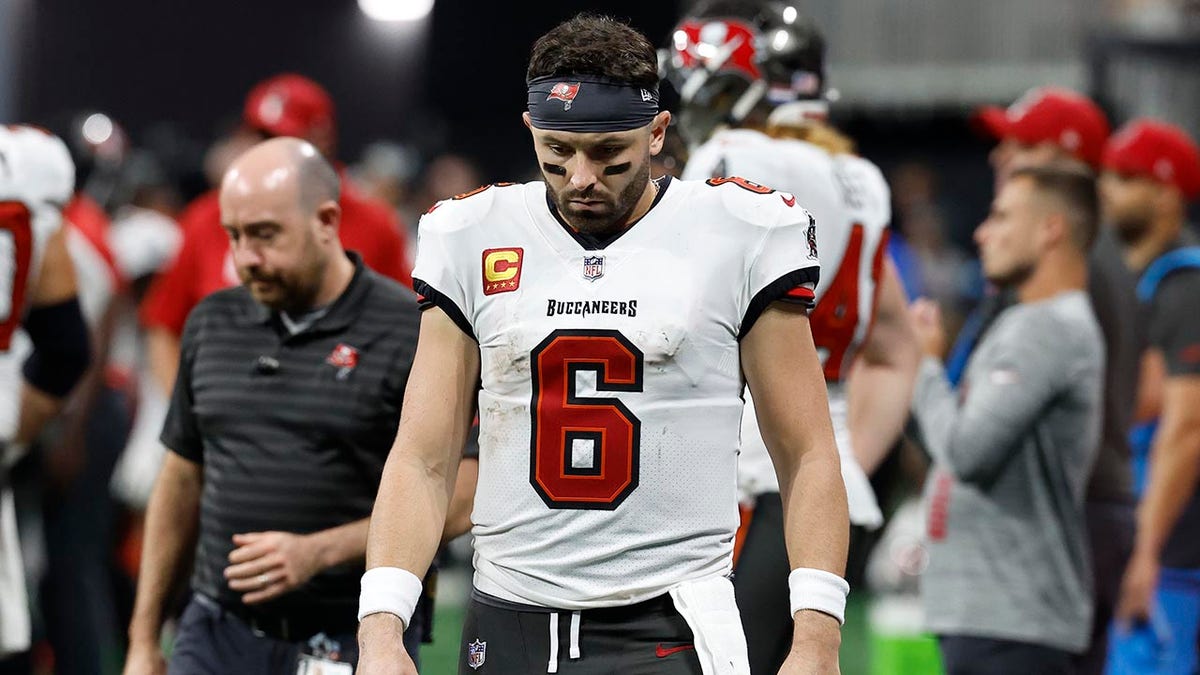 Baker Mayfield looks on