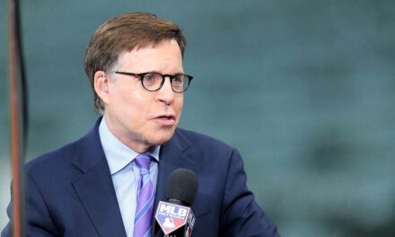 Bob Costas makes awkward remark about having to read CNN promo during MLB playoff game