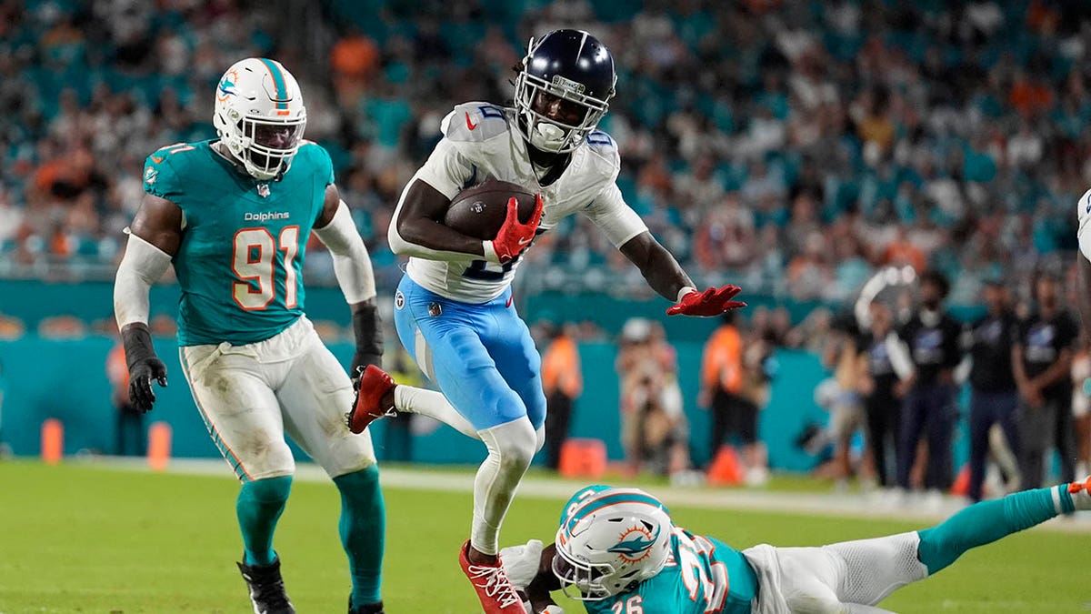 Calvin Ridley vs Dolphins