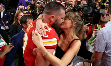 Pat McAfee praises Travis Kelce for handling spotlight well amid relationship with Taylor Swift