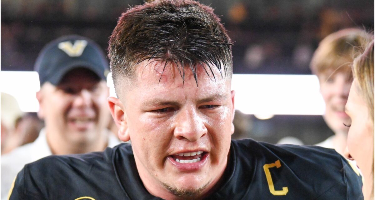 Vanderbilt QB Issues Completely Unnecessary Apology After Beating Alabama