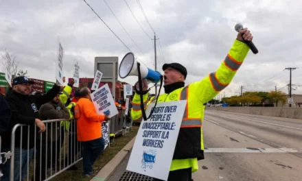 Dockworkers support historic strike as union apparently rejects nearly 50% wage increases over 7 years