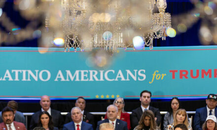 Trump Receives Standing Ovation from Latino Leaders During Roundtable Discussion