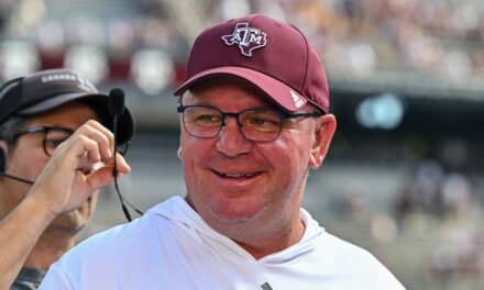 Mike Elko Randomly Shades ‘Politician’ Jimbo Fisher After Texas A&M Knocks Off LSU