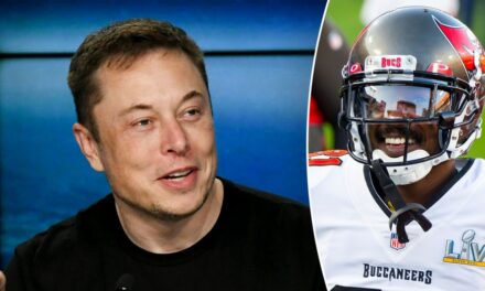 Ex-NFL star Antonio Brown chides NBC for failing to show Elon Musk during Steelers-Cowboys game