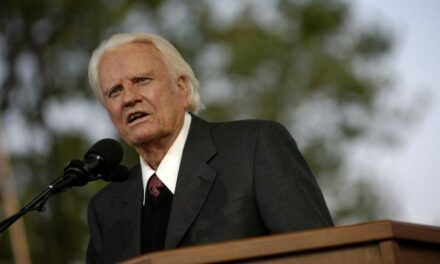 ‘Evangelicals for Harris’ tries to use Billy Graham against Trump — but it could backfire in a big way