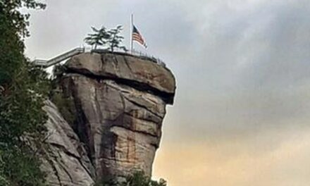 American flag stands strong after tourist town leveled by remnants of Hurricane Helene: ‘Hope and strength’