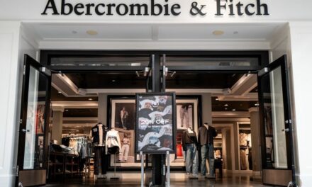 Former Abercrombie & Fitch CEO involved in ‘violent’ international sex trafficking operation using male models: Feds