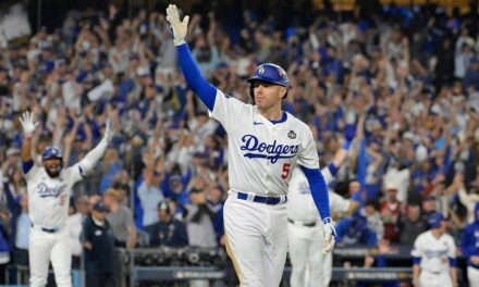 World Series champ dishes on influence Freddie Freeman’s dad has on Dodgers star