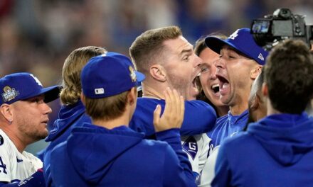 Freddie Freeman’s walk-off grand slam gives Dodgers Game 1 World Series win vs. Yankees