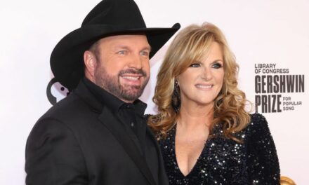 Garth Brooks accused of rape by former makeup artist