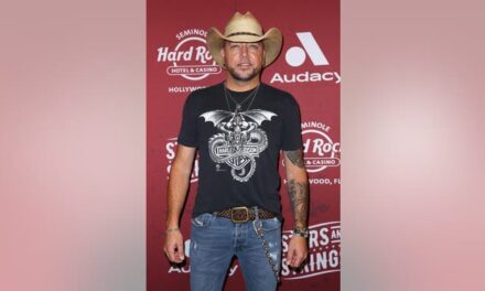 Jason Aldean Pulls Off 100% Pure Class Move Hurricane Victims: WATCH