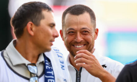 Xander Schauffele Hits Teeshot Against A Tree And Gets Roasted By His Caddie Before Making Quadruple Bogey