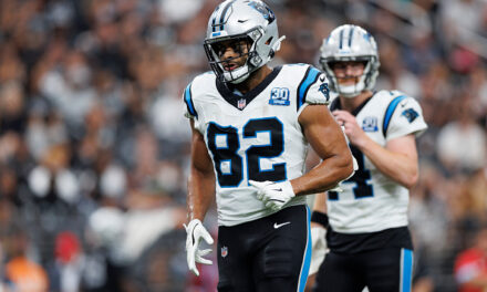 Panthers TE Knocked Out Cold Fighting For Extra Yards