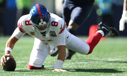 Bad Luck Strikes Giants Right On Schedule With Humiliating Goal-Line Fumble, Seahawks Return TD