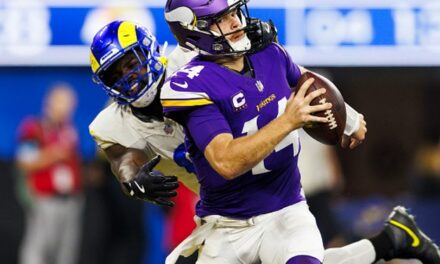 Refs Miss Blatant Face-Mask Penalty To Bury Minnesota Vikings’ Chances Against LA Rams