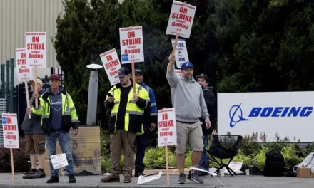 Boeing halts talks, withdraws pay offer to union as strike drags on