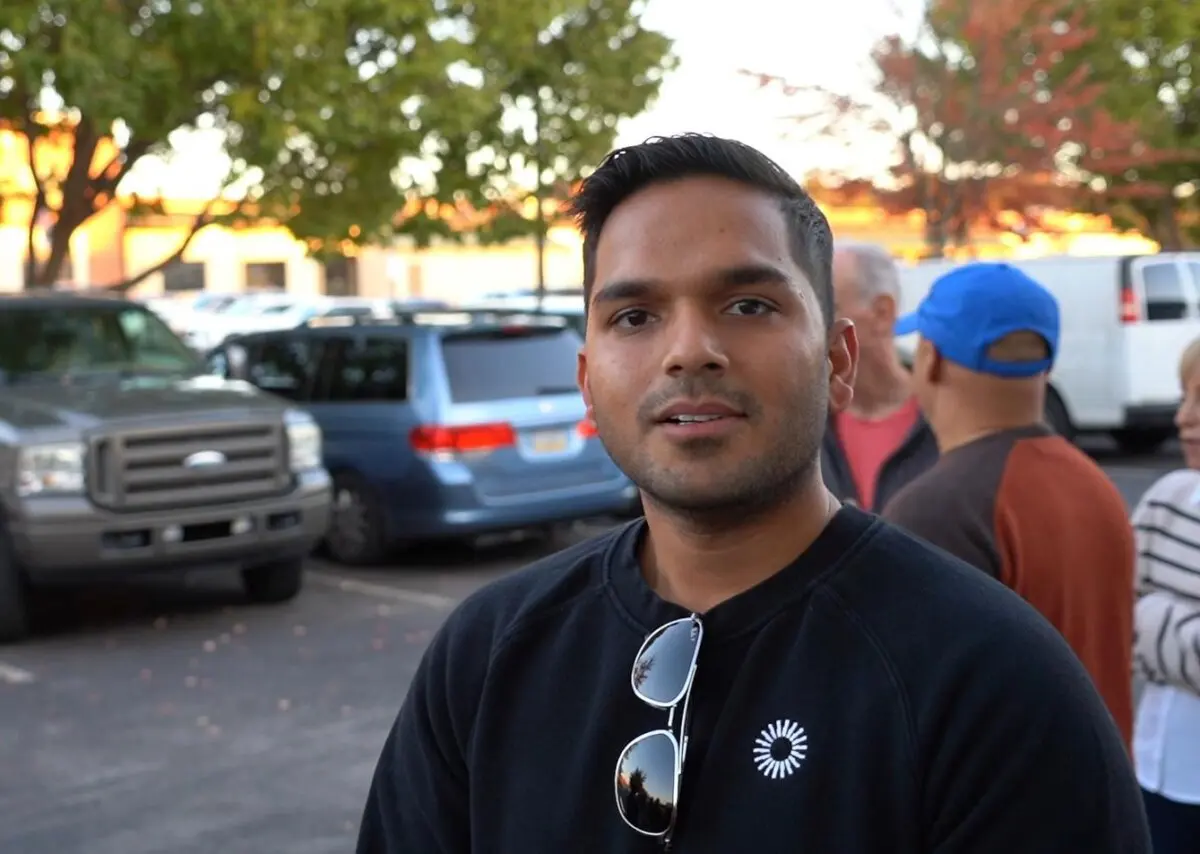 Purav Barot, a 29-year-old working in tech sales, at Elon Musk's town hall in Oaks, Pa., on Oct. 18, 2024. (NTD)